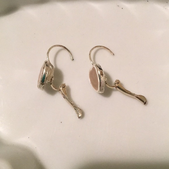 Earrings - Picture 3 of 8